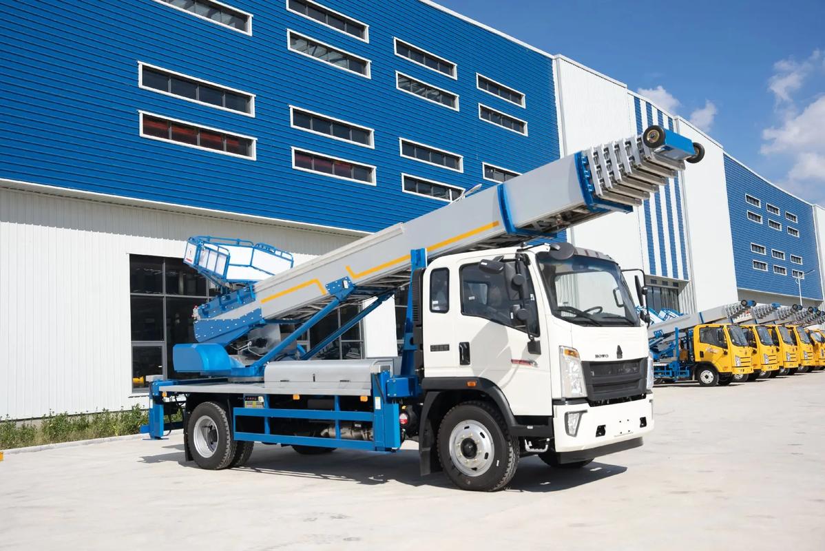 仁兴镇出租云梯车高空作业车 建筑垃圾搬运